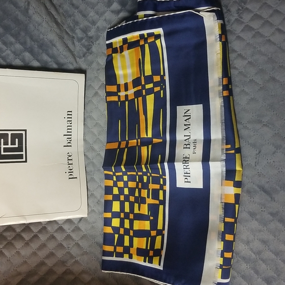 Pierre Balmain Other - Pierre Balmain silk scarf